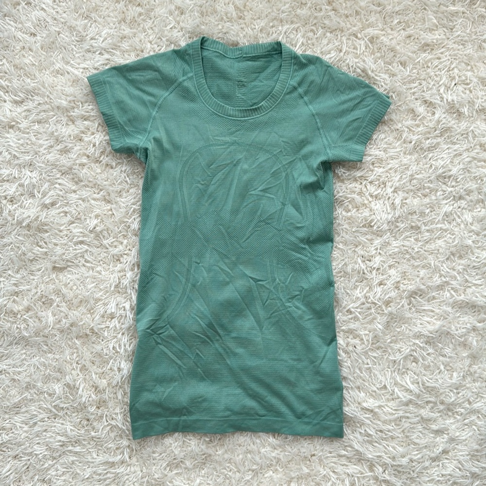Lululemon Swiftly Tech Short Sleeve